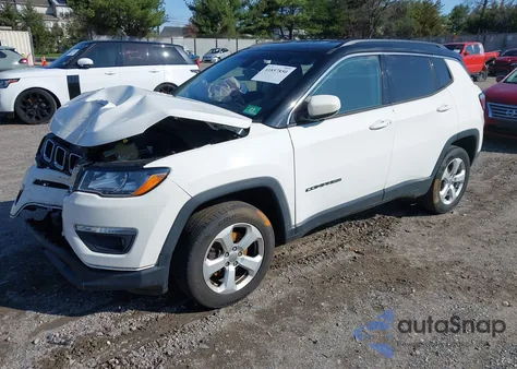 2018 Jeep Compass Latitude 4X4 из США, поврежденный, VIN 3C4NJDBB9JT436746